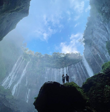 Découvrez-la-cascade-Tumpak-Sewu-dans-l'est-de-Java Découvrez la cascade Tumpak Sewu dans l'est de Java